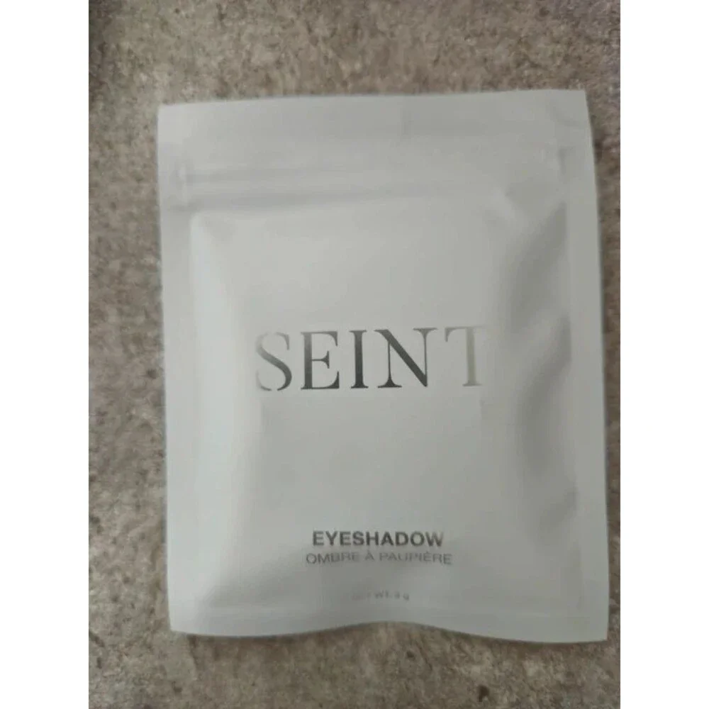 SEINT Venus Shimmery Eyeshadow - New - 2g
